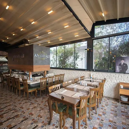 Otto Lara Hotel
