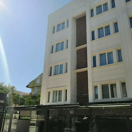 Hotel Otto Lara 3*